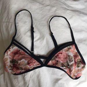 Brandy Melville bra